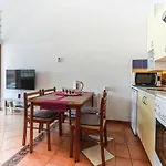 1 Bedroom In * Mandre