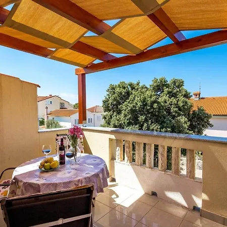 Apartamento Lovely In With Wifi *